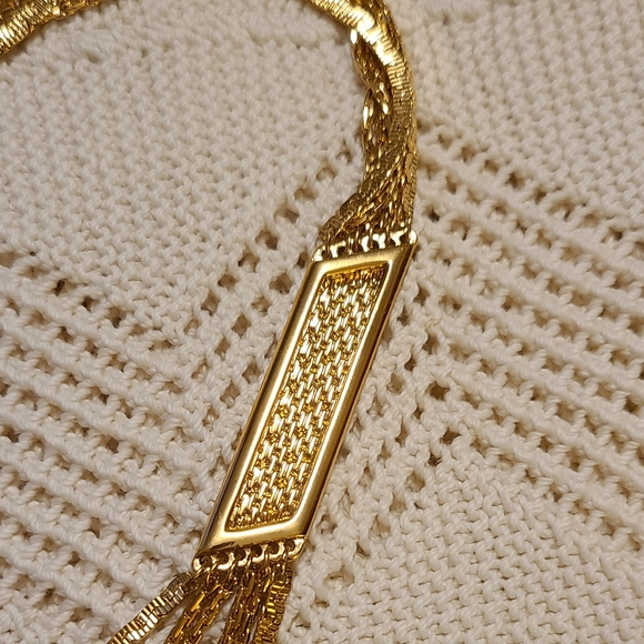 Stunning Vintage MONET 6 Layer 30" Gold Tone Chain Necklace - Picture 3 of 6